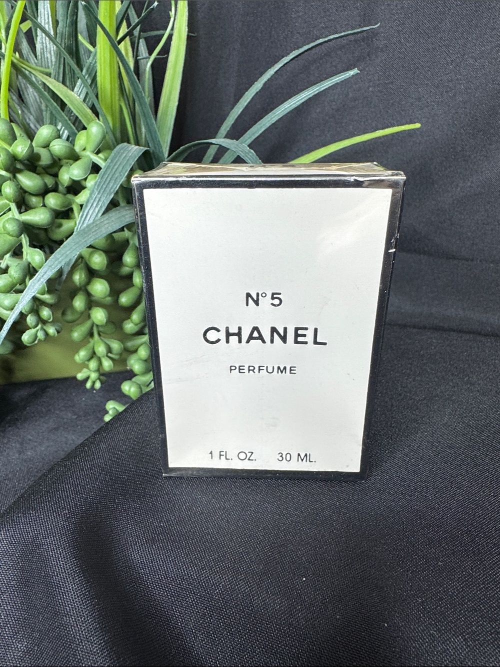 NEW SEALED Chanel No.5 perfume 1 fl oz / 30ml